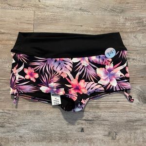 Victoria’s Secret swim to gym shorts